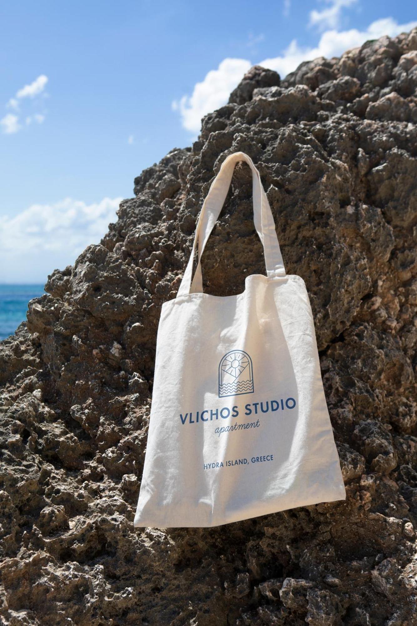 Vlichos Studio Apartment イドラ エクステリア 写真